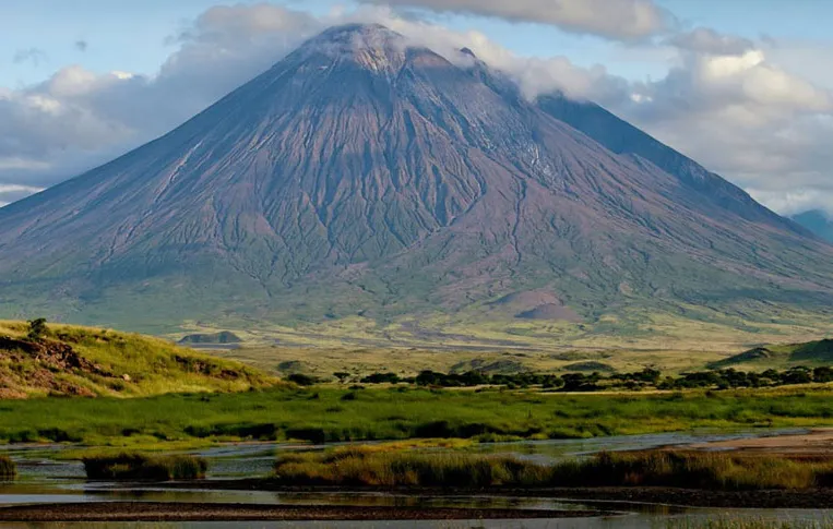 Oldonyo Lengai Climbing Oldonyo Lengai Climbing